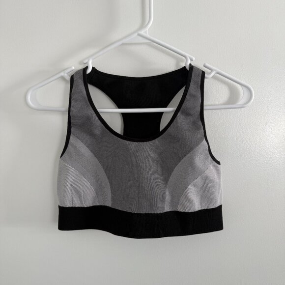 aerie Other - Aerie Black and White Sports Bra - EUC